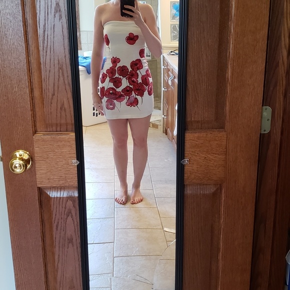 Strapless dress - Picture 1 of 3